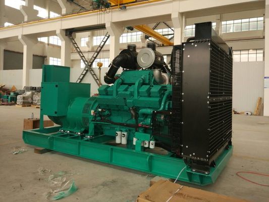 50Hz 3 चरण 470KW / 588KVA IP23 मेकलेट अल्टरनेटर डीजल जनरेटर के साथ पानी ठंडा डीजल जनरेटर आपूर्तिकर्ता